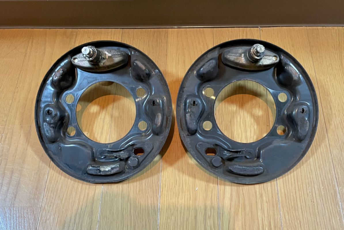 安い，品質保証 日産 インナードラムバックプレート ER34 ECR33 HCR32 C35 C34 シルビア S15 S14 S13 180sx 左右セット スカイライン ローレル(その他)｜売買されたオークション情報、yahooの商品情報をアーカイブ公開 - その他