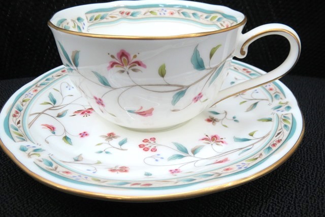 ☆G50025:NORITAKE ノリタケ BORN CHINA ボーンチャイナ カップ 