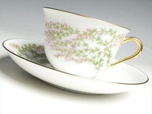 フランクリン・ポーセリンのYahoo!オークション(旧ヤフオク!)の相場