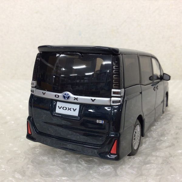 1円～ トヨタ 1/30 カラーサンプル VOXY ヴォクシー ブラッキッシュ