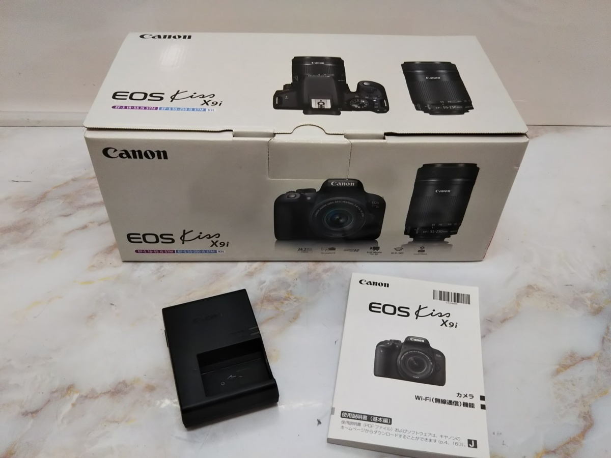 △中古品 デジタル一眼レフカメラキット ダブルズームキット Canon EOS 