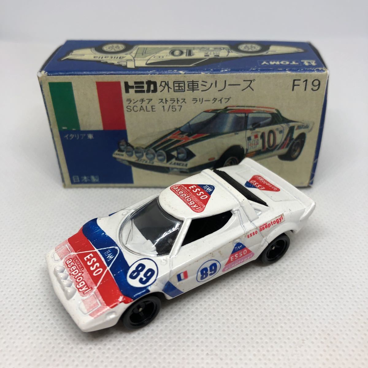 正規品，送料無料 トミカ 日本製 青箱 F19 ランチア ストラトス ラリータイプ 当時物 絶版 ②(乗用車)｜売買されたオークション情報、yahooの商品情報をアーカイブ公開 - オークファン 乗用車