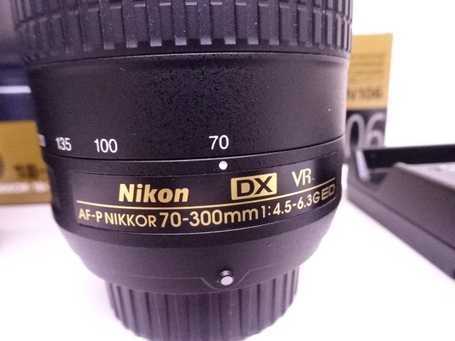 送料無料 Nikon(ニコン) D5600 2416万画素・ブラックボディ＋レンズ×2