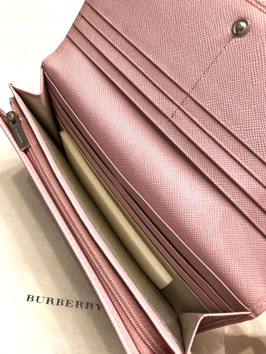 ☆新品未使用☆ 希少品 BURBERRY バーバリー ピンクレザー エンボス 