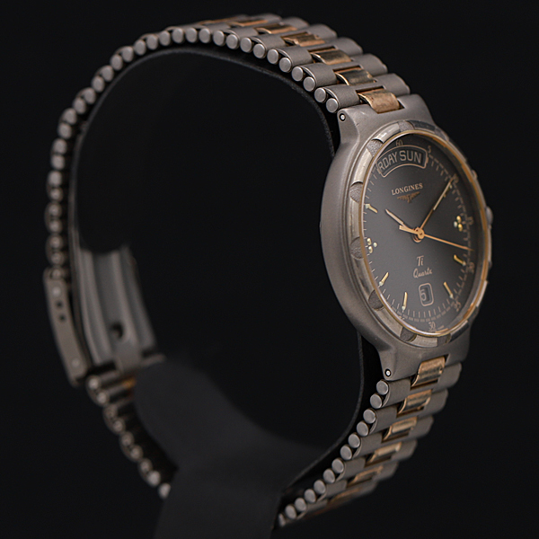 ✨LONGINES✨ロンジン✨クォーツ✨ダークグレー文字盤✨ヴィンテージ✨腕時計 1円☆稼働◎正規品【ロンジン】QZ コンクエスト ラウンド デイデイト