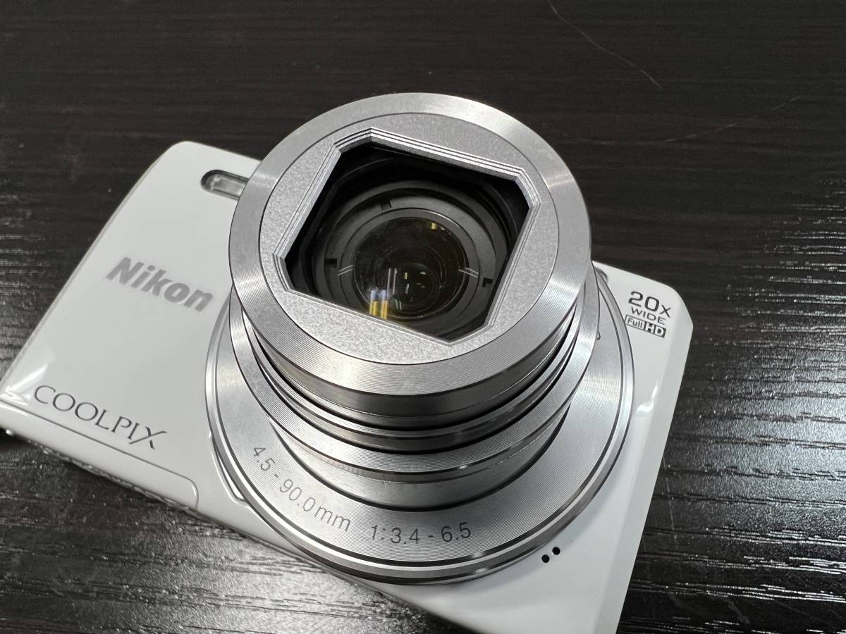 687】Nikon コンパクトデジタルカメラ COOLPIX S7000 ホワイト ケース