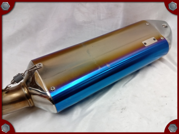○中古品○FZ8、FAZER8用 ヨシムラ R-77Jサイクロン スリップオン