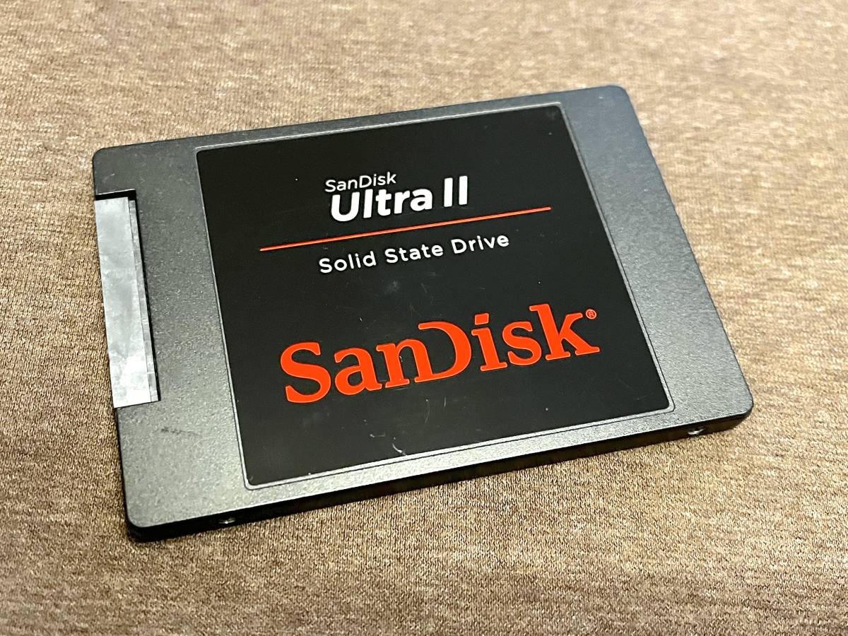 中古 Sandisk Ultra II SATA SSD 240GB サンディスク ultra 2 2.5