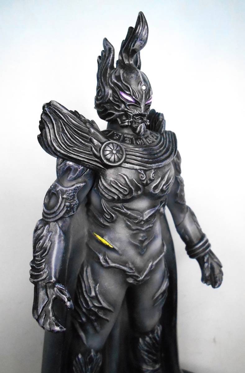 ウルトラ怪獣シリーズ(旧商品) 暗黒宇宙大皇帝エンペラ星人(ソフビ