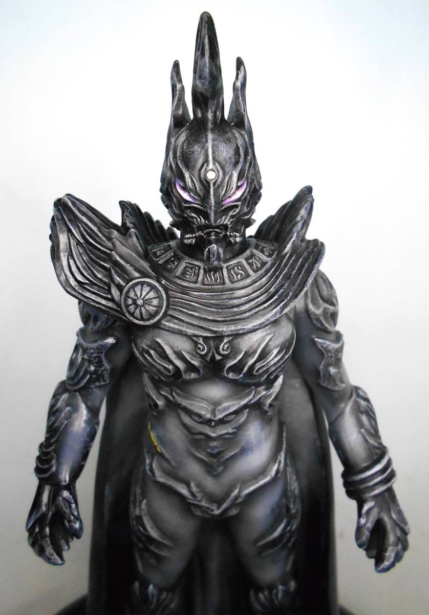 ウルトラ怪獣シリーズ(旧商品) 暗黒宇宙大皇帝エンペラ星人(ソフビ