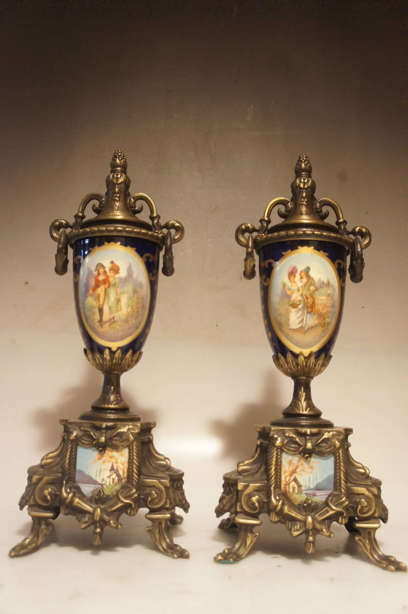★Lauciui　オルモルブロンズ磁器装飾　 飾り台2個セット　不動品 イタリア製 Lauciui オルモルブロンズ磁器装飾 飾り台2個セット テンプ