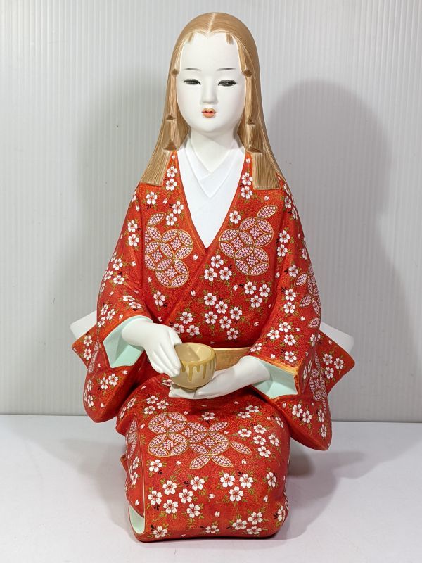 博多人形　 藍染の女 冨己子作 2-75-100 ☆冨己子作 博多人形 弥生 /陶器人形/伝統工芸/置物/陶芸