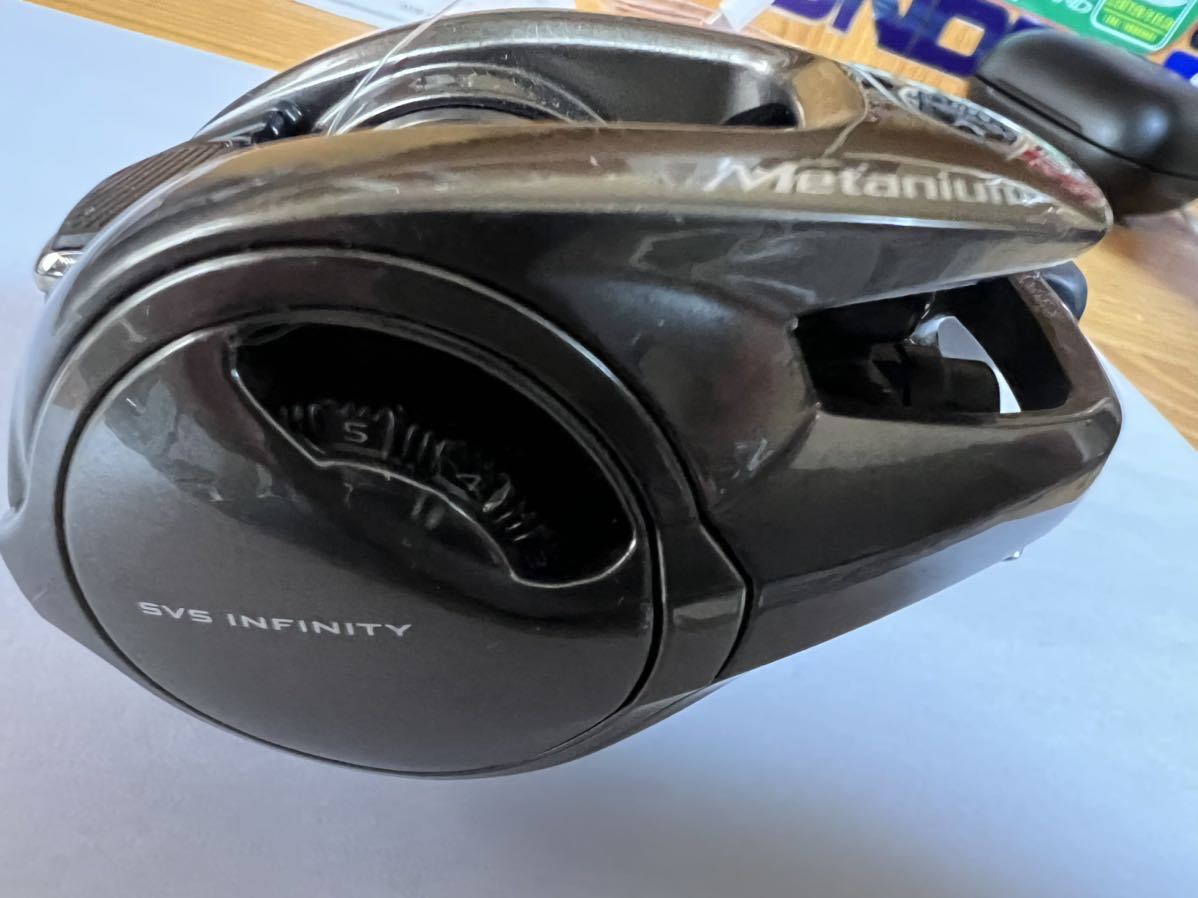 超美品 シマノ SHIMANO 20メタニウム HG LEFTハンドル フロロ14lb付属