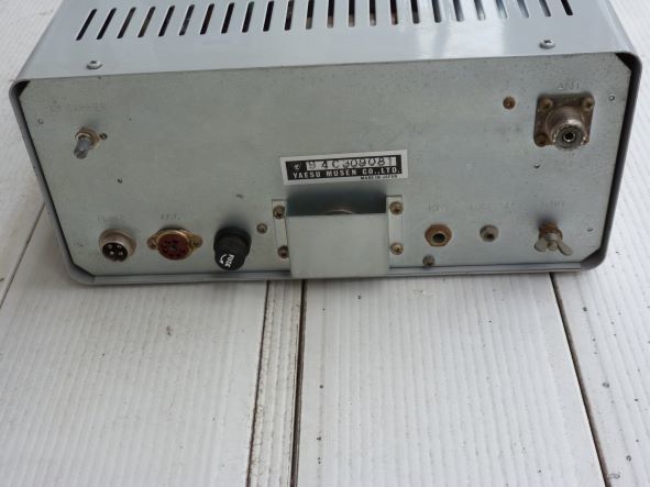FT-620 YAESU VHFトランシーバー FT-6 SSBトランシーバー 2台まとめて