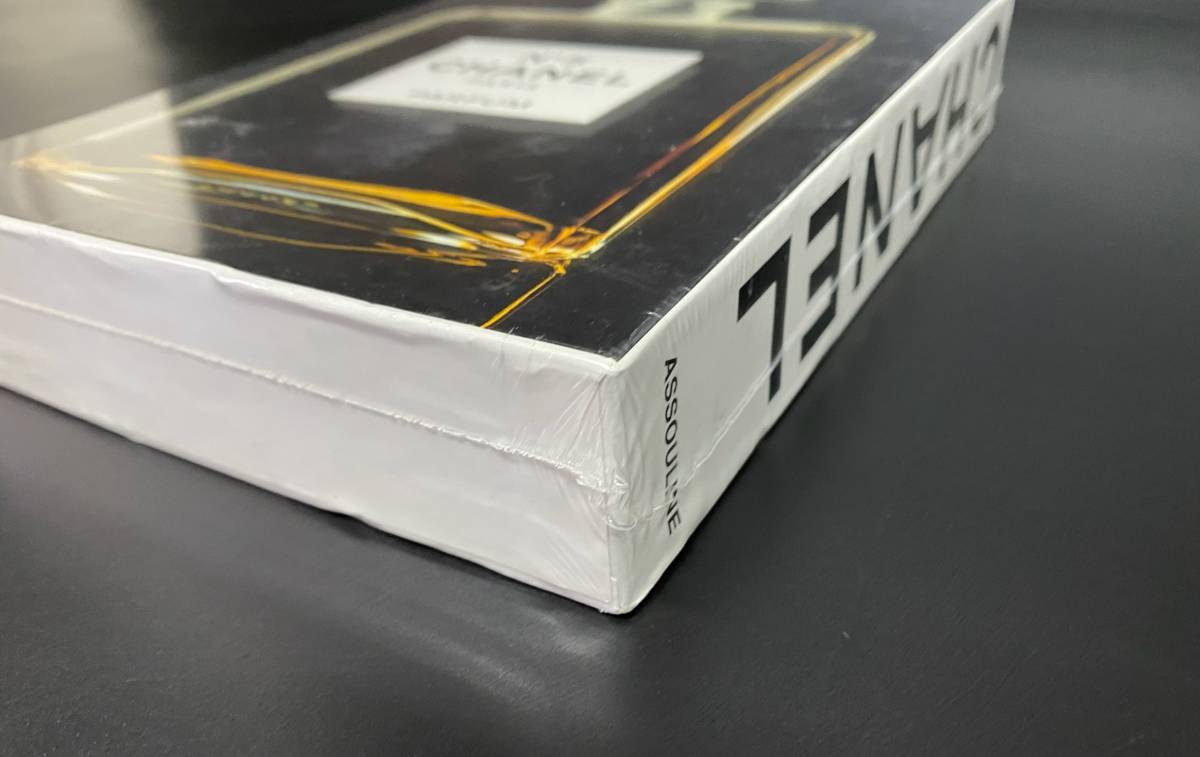 CHANEL シャネル ブック 初版本 激レア 未使用 CHANEL シャネル ASSOULINE 本 ブック 3冊 アートブックセット