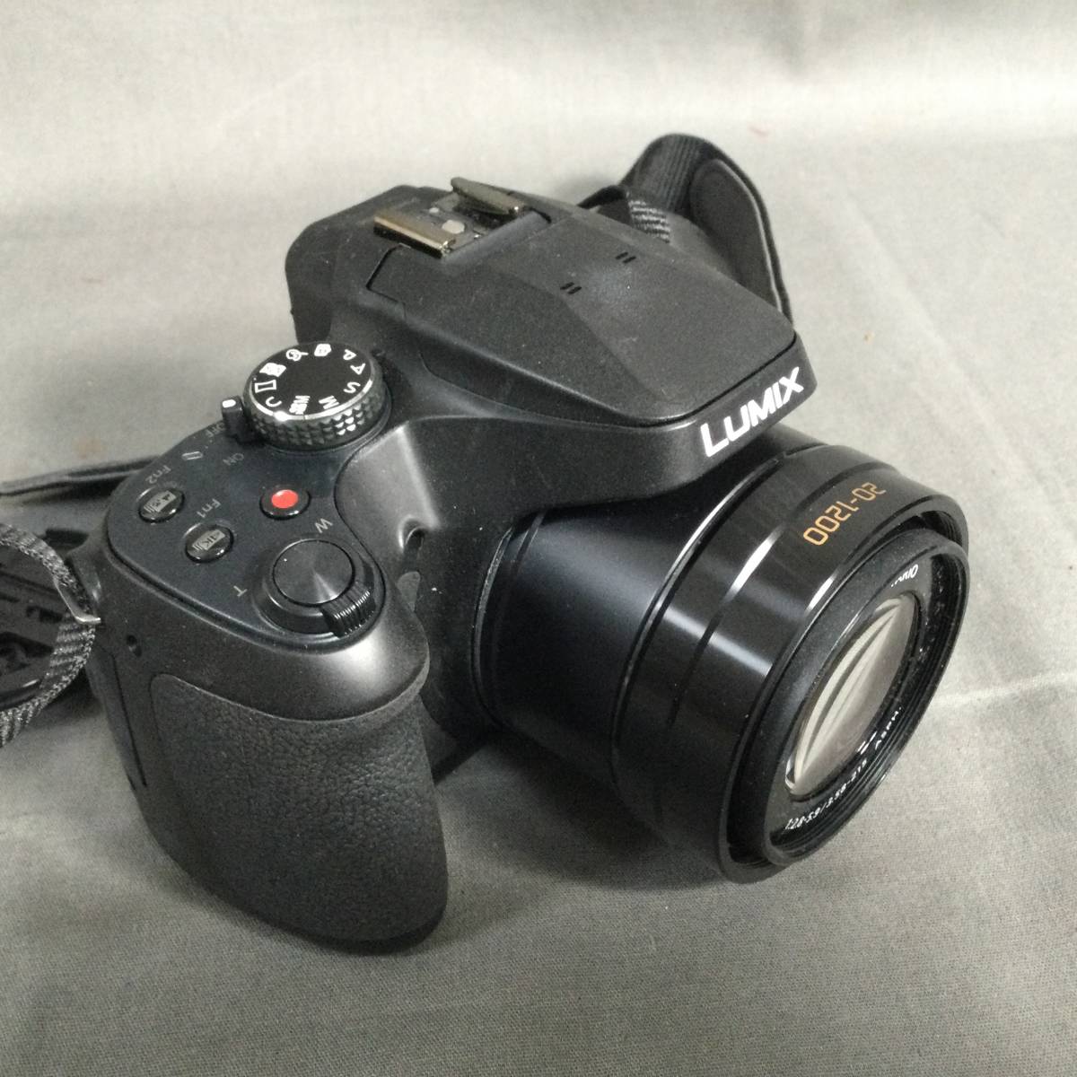 2/17 199325 Panasonic LUMIX DC-FZ85 デジタルカメラ 1：2.8-5.9/3.58