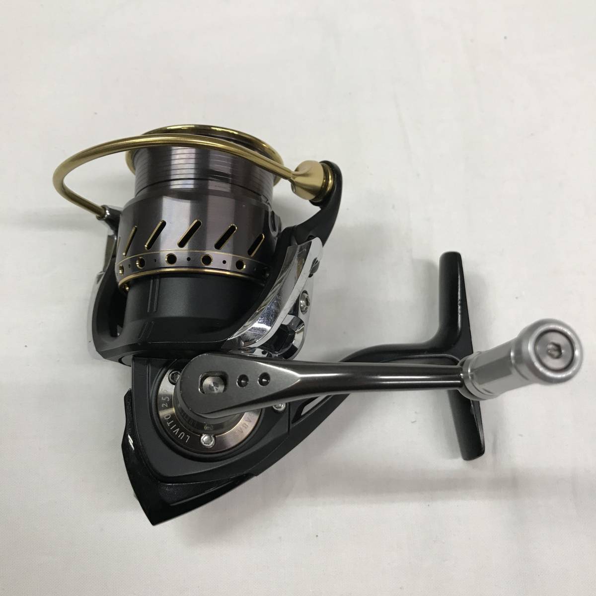 メガバス ラビット256！LUVITO 256！88880016！中古リール Yahoo