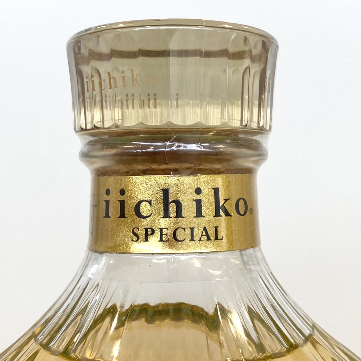 青森県内限定発送】いいちこ スペシャル 720ml アルコール分30度 未開