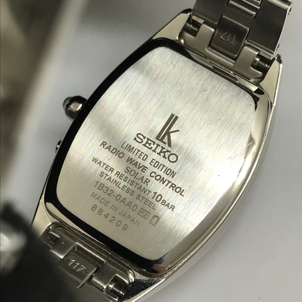 中古美品 SEIKO LUKIA セイコー ルキア クリスマス限定モデル SSVW133  