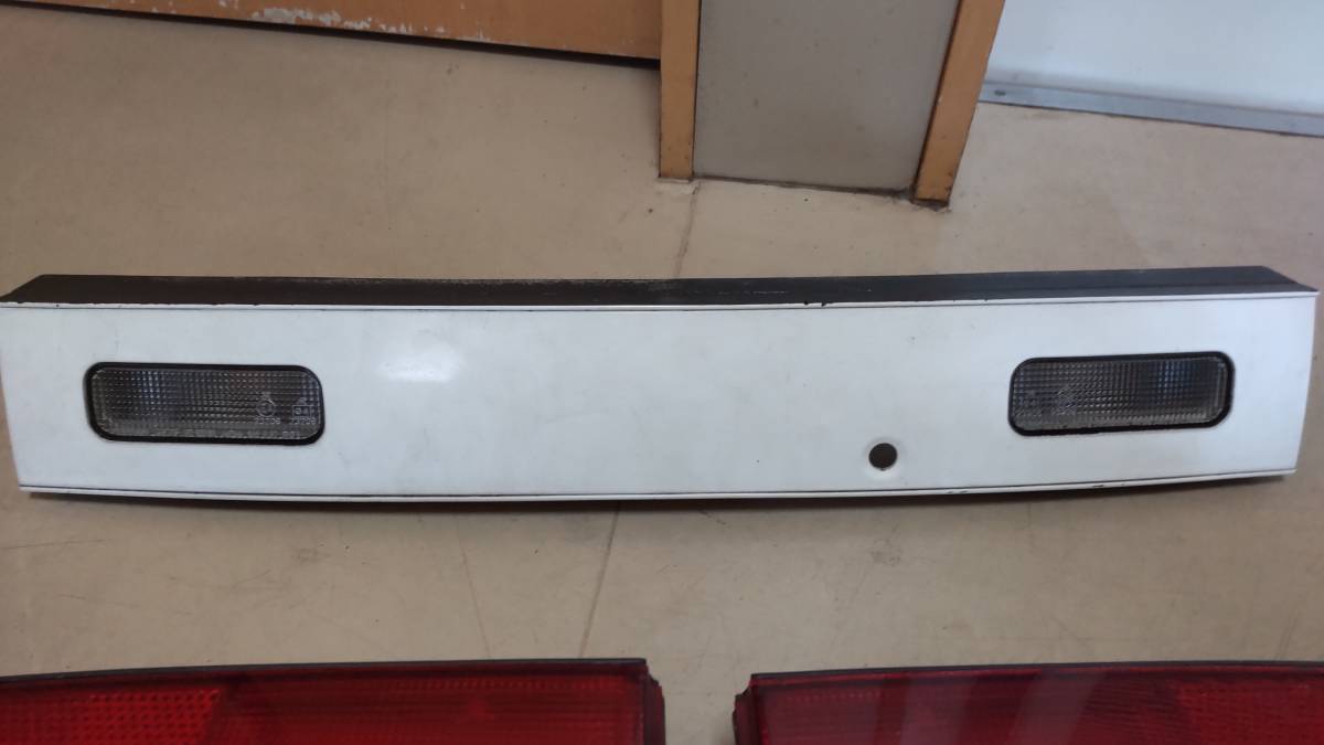 180SX テールセット テールレンズ一式 ガーニッシュ センターテール  