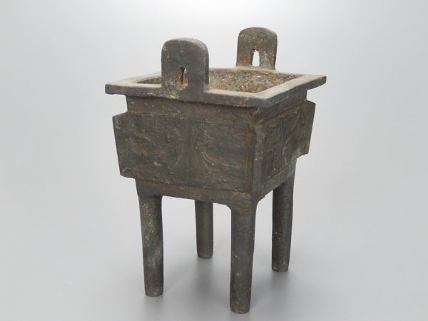 中国古玩 唐物 古銅造 時代物 極上品 饕餮文 香炉 在印 花瓶 初