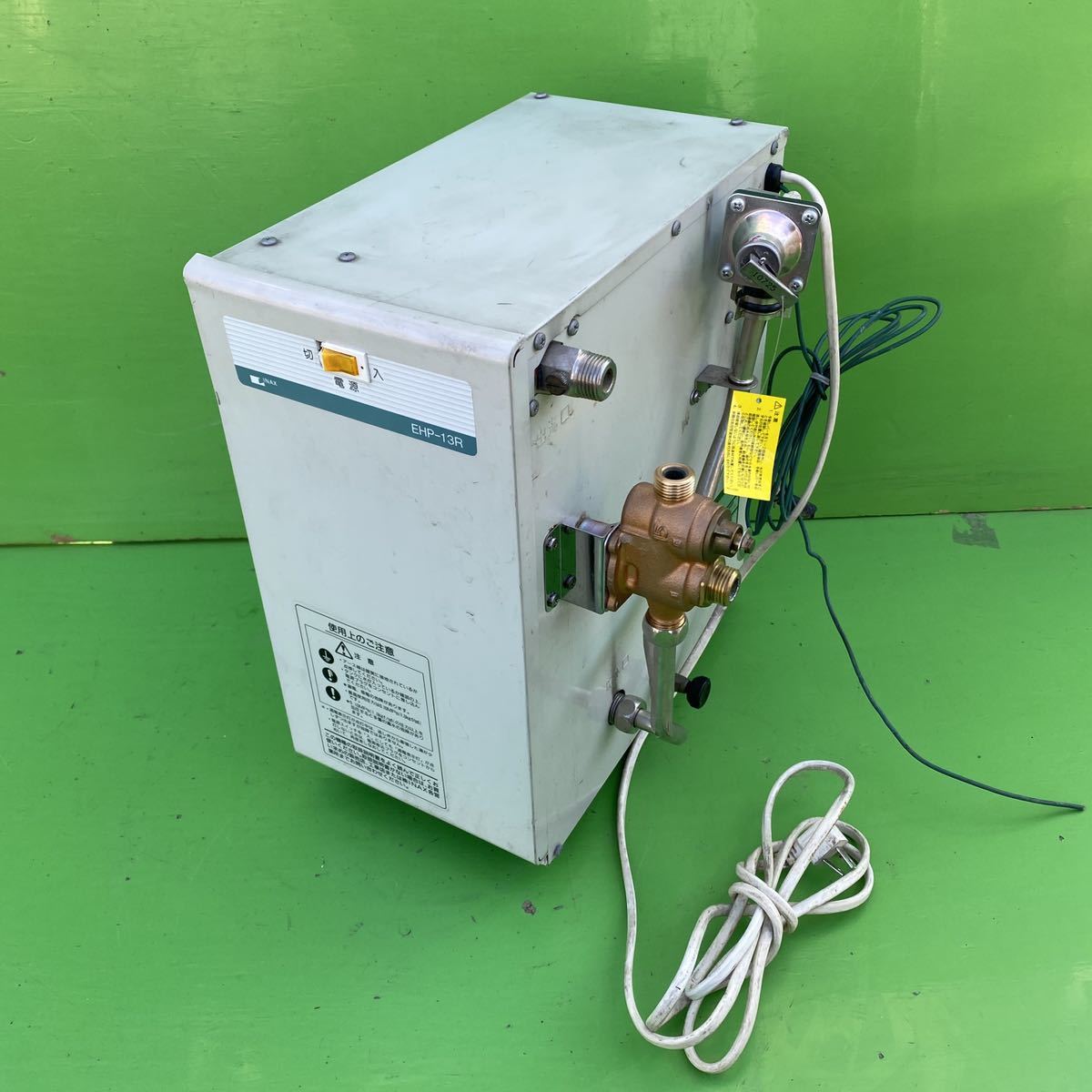 中古品）INAX 小型電気温水器 EHP-13R 100V動作確認済み inax 小型