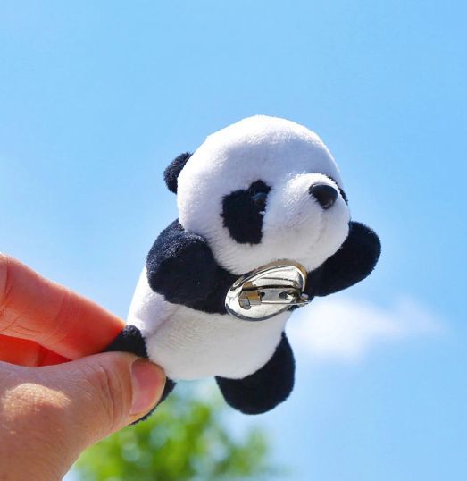 同梱ok送安 布製 パンダ ぬいぐるみ ブローチ 縫いぐるみ人形ピンバッジ中国pin哺乳類ピン バッジ動物ドール熊科パペット白黒キルト腹這い ブローチ 売買されたオークション情報 Yahooの商品情報をアーカイブ公開 オークファン Aucfan Com