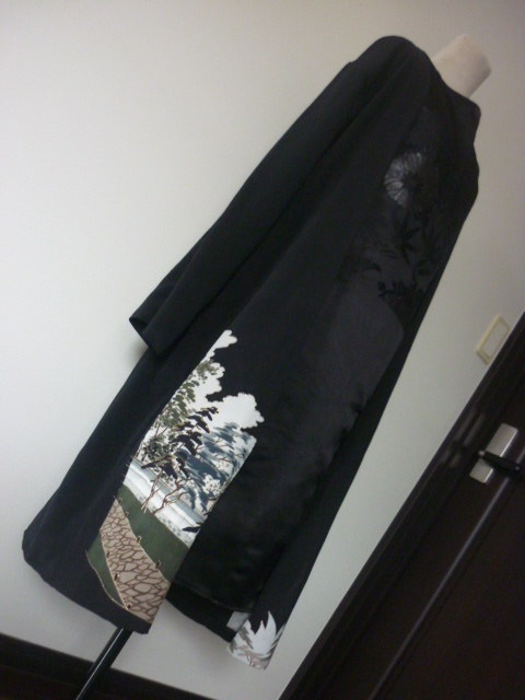 即決，大きいサイズLL.２L，３L，４L重ね着風ワンピース，正絹黒縮緬の留袖&刺繍帯，アンサンブル風ワンピース，着物リメイク