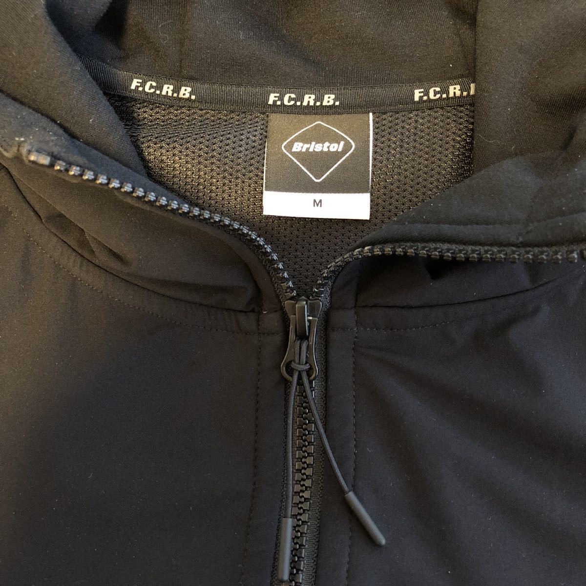 FCRB ベンチレーションフルジップパーカー黒M ブリストルsoph. F.C. 