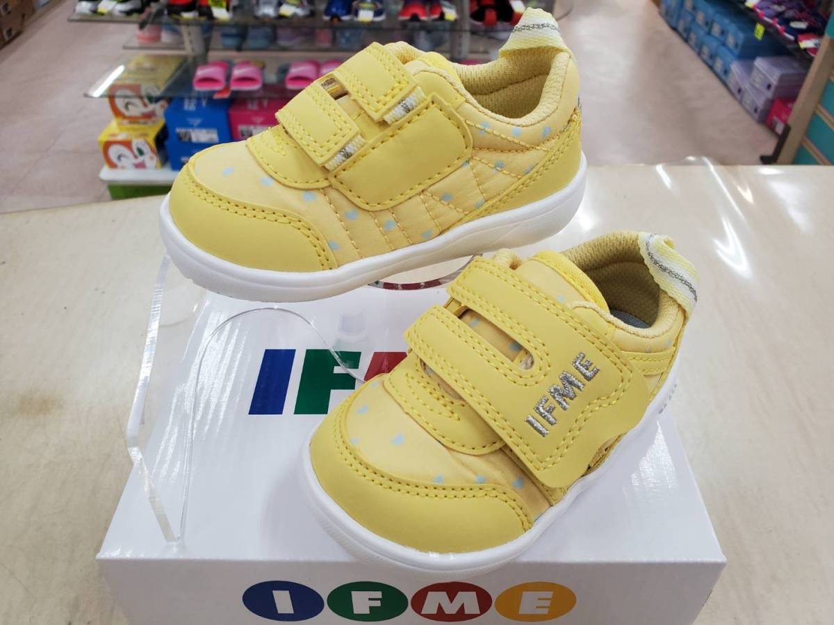 限定SALE，新品 13.0cm IFMEイフミー 20-2304 ベビーキッズ カジュアルスニーカー ハート柄 履きやすい 安心安全 ベロクロ 22年春夏新作(13cm～)｜売買されたオークション情報、yahooの商品情報をアーカイブ公開 - 13cm～