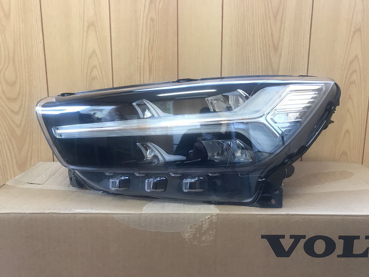  ボルボ XC40 LED 左ヘッドライト 31655984(ヘッドライト)｜売買されたオークション情報、yahooの商品情報をアーカイブ公開 - オークファン ボルボ用