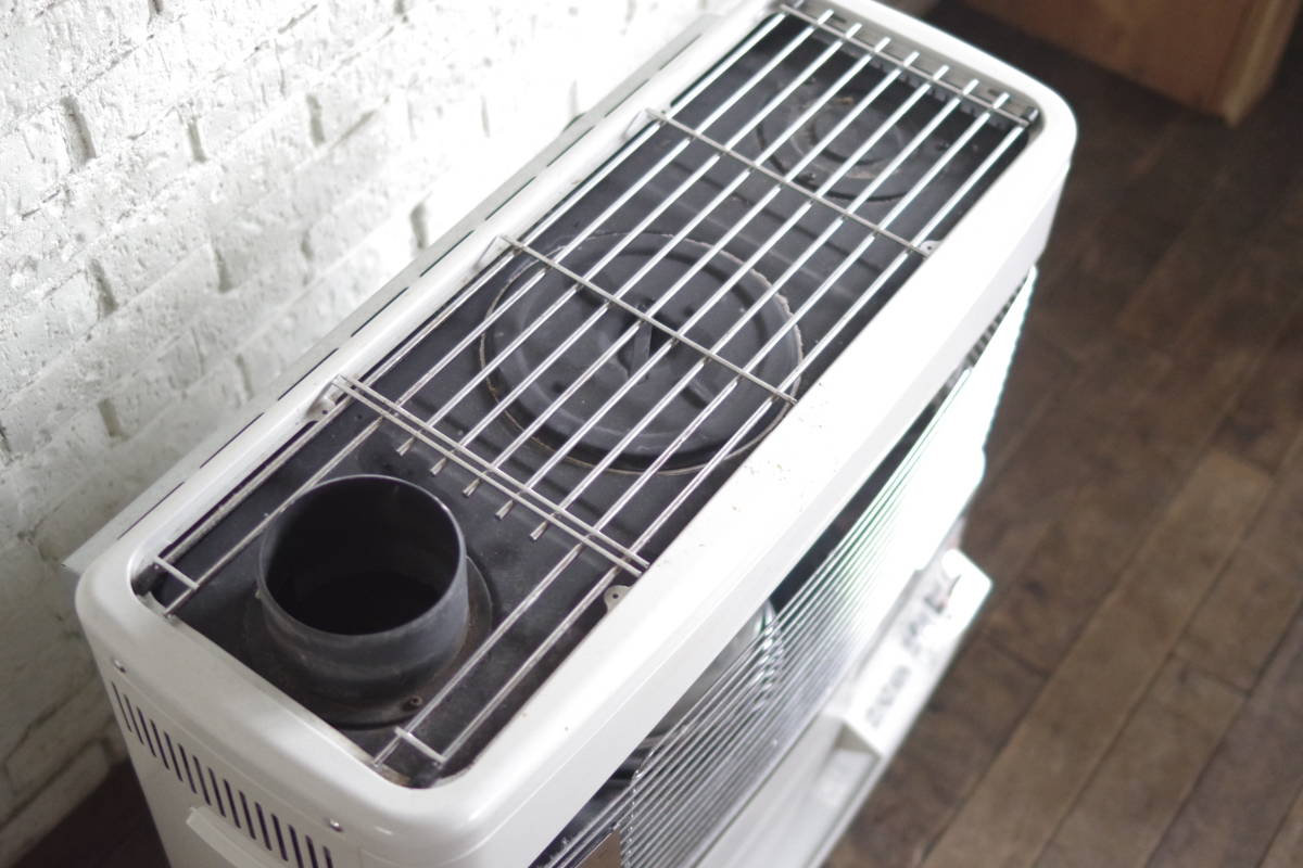 良品 2015年製 CORONA/コロナ 半密閉式石油ストーブ（RV-70BES  