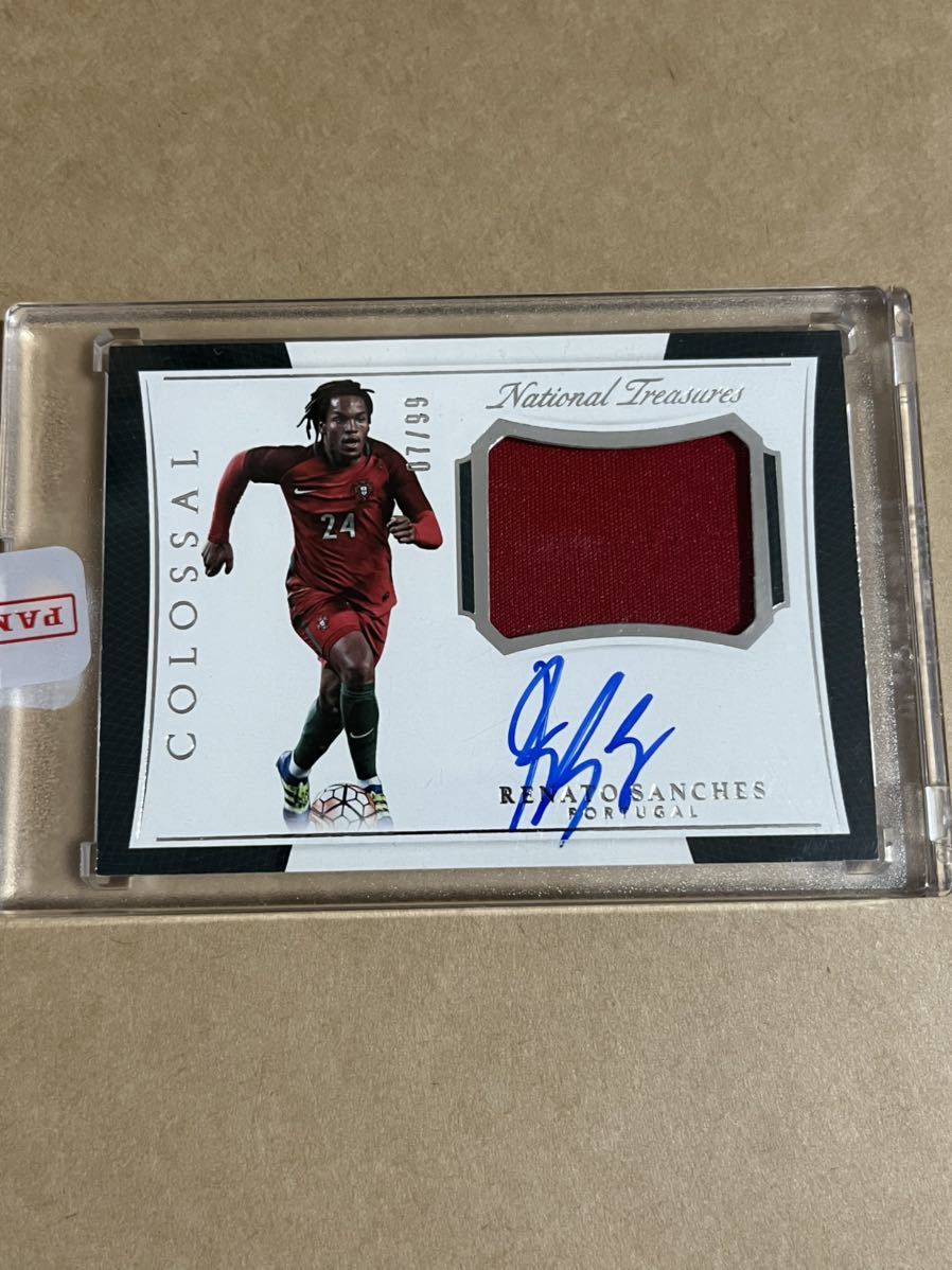 2018 Panini National Treasures Soccer Colossal Renato Sanches 