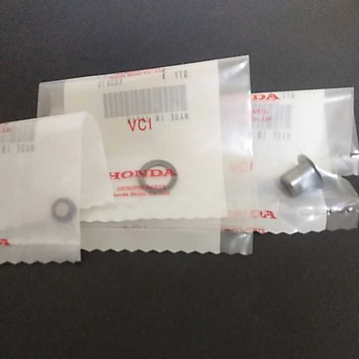 ホンダ純正新品!6vシリンダーヘッド!バルブステムシール周辺3 ホンダ純正新品!6vシリンダーヘッド!バルブステムシール周辺3