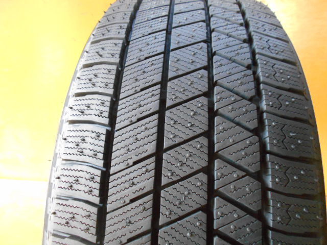 売れ筋最安 A3649 BS ブリザック VRX3 215/50R18 1本 バリ山 イボ有 