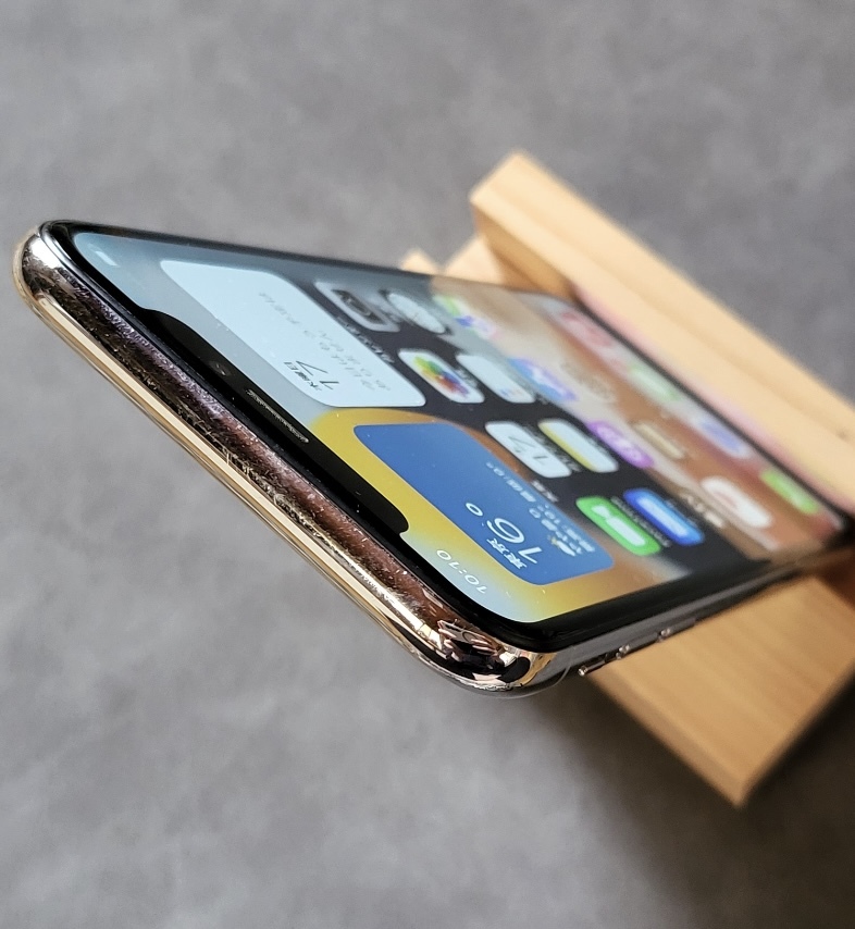 SIMフリー】iPhoneX 64GB シルバー 新品ガラスフィルムつき SIMロック