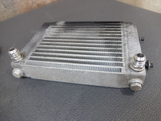 S13 シルビア SR20DETにて使用　ＨＰＩ　オイルクーラーキット/サイドタンクタイプ　　_4