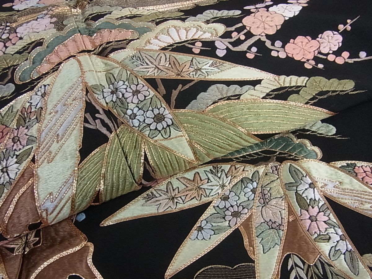 花美人着物□豪華黒留袖 作家物 駒刺繍 総刺繍 笹竹に花尽くし 金糸 