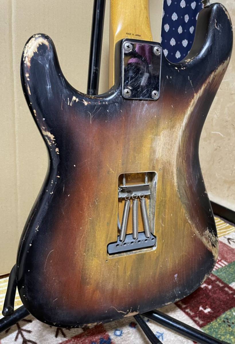 Fender JAPAN ストラトキャスター ボディラッカー再塗装レリック Japan