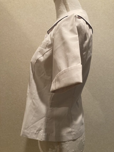 神戸親和女子高校 新タイプ夏服ブラウス 校章マーク入り 兵庫県神戸市 高校制服 コスプレ衣装 学生服 売買されたオークション情報 Yahooの商品情報をアーカイブ公開 オークファン Aucfan Com