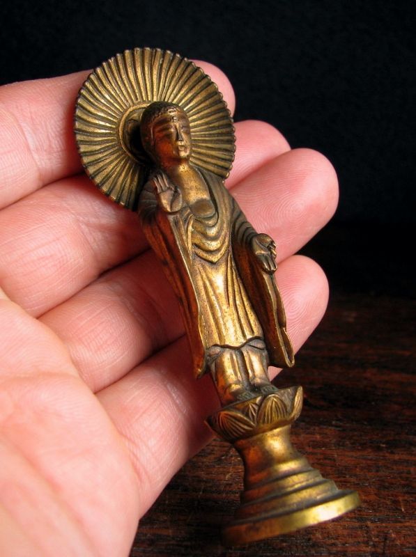 仏像阿弥陀如来 - 厨子入り 純金メッキ仕上げ 総高9.7cm 高岡銅器