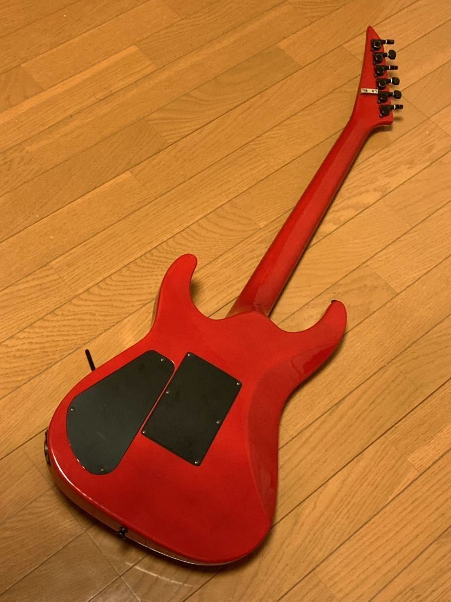 ☆レア☆生産完了品☆VESTER MANIAC☆ソロイストタイプ☆スルーネック