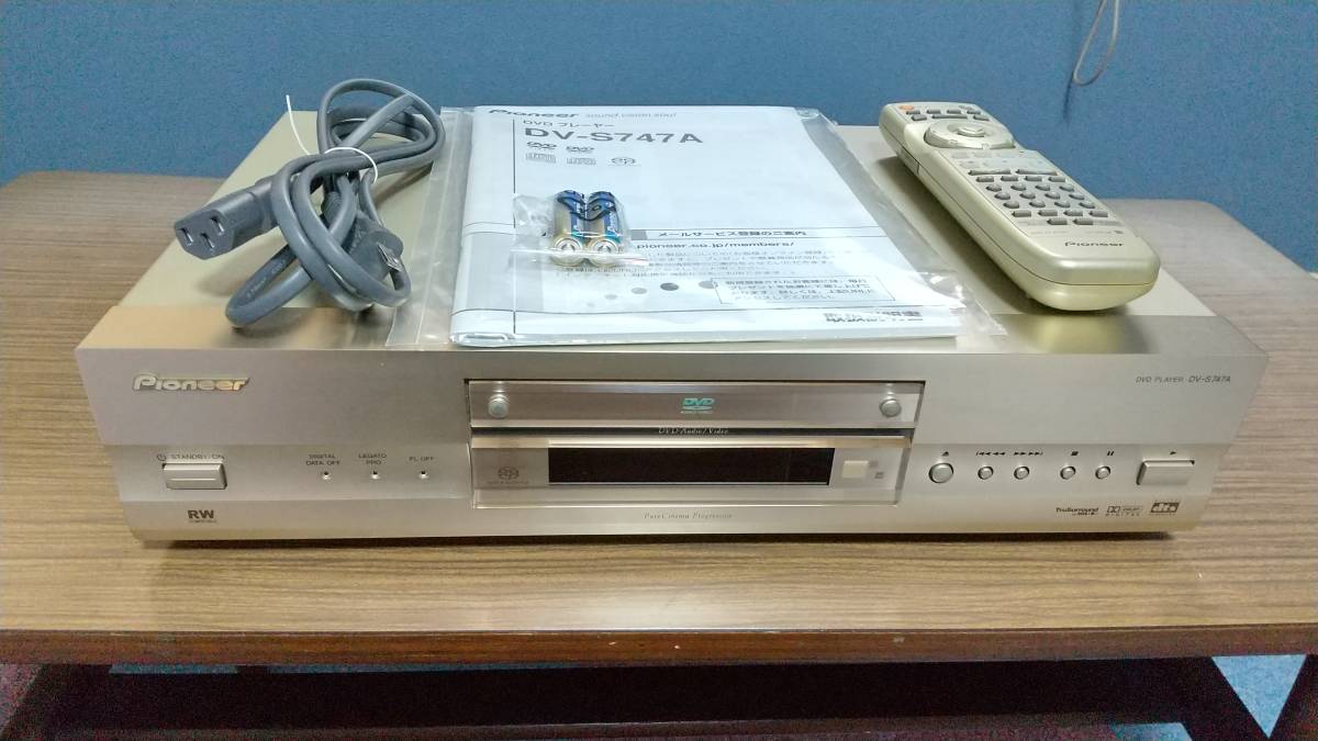 定番，人気セール Pioneer パイオニア DVD ユニバーサルプレーヤー DV-S747A 2001年式(一般)｜売買されたオークション情報、yahooの商品情報をアーカイブ公開 - オークファン 一般