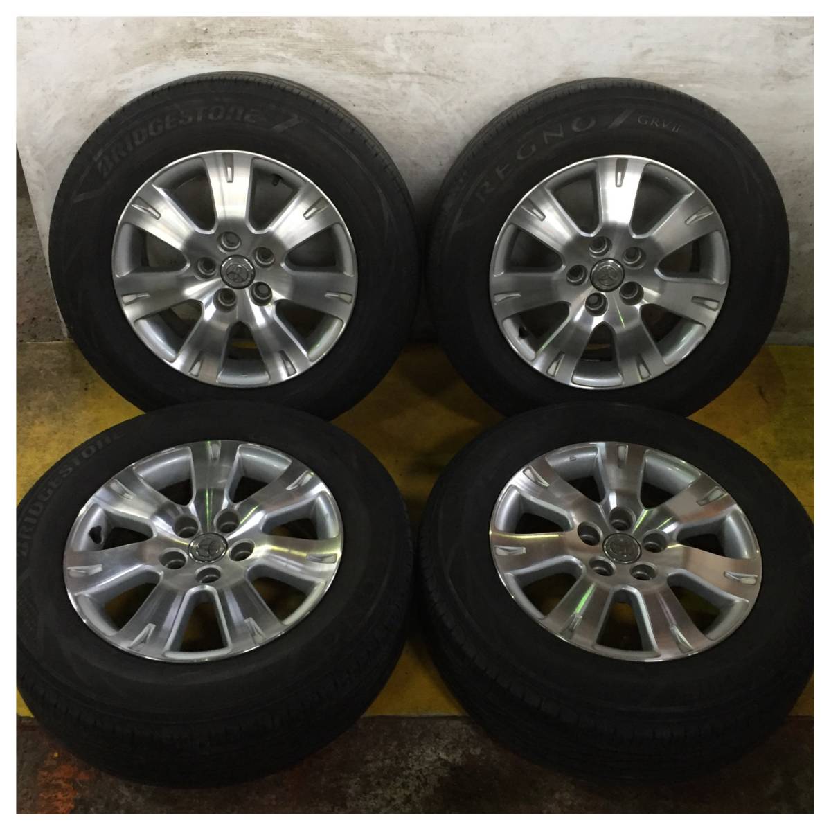 ⑪ BRIDGESTONE REGNO GRVⅡ 215/65R16 2019年製 9.5分目 トヨタ 純正 エスティマ C-HR ヴェルファイア 等 REGNO ブリヂストン 215&frasl;65R16 価格.com 価格比較 価格
