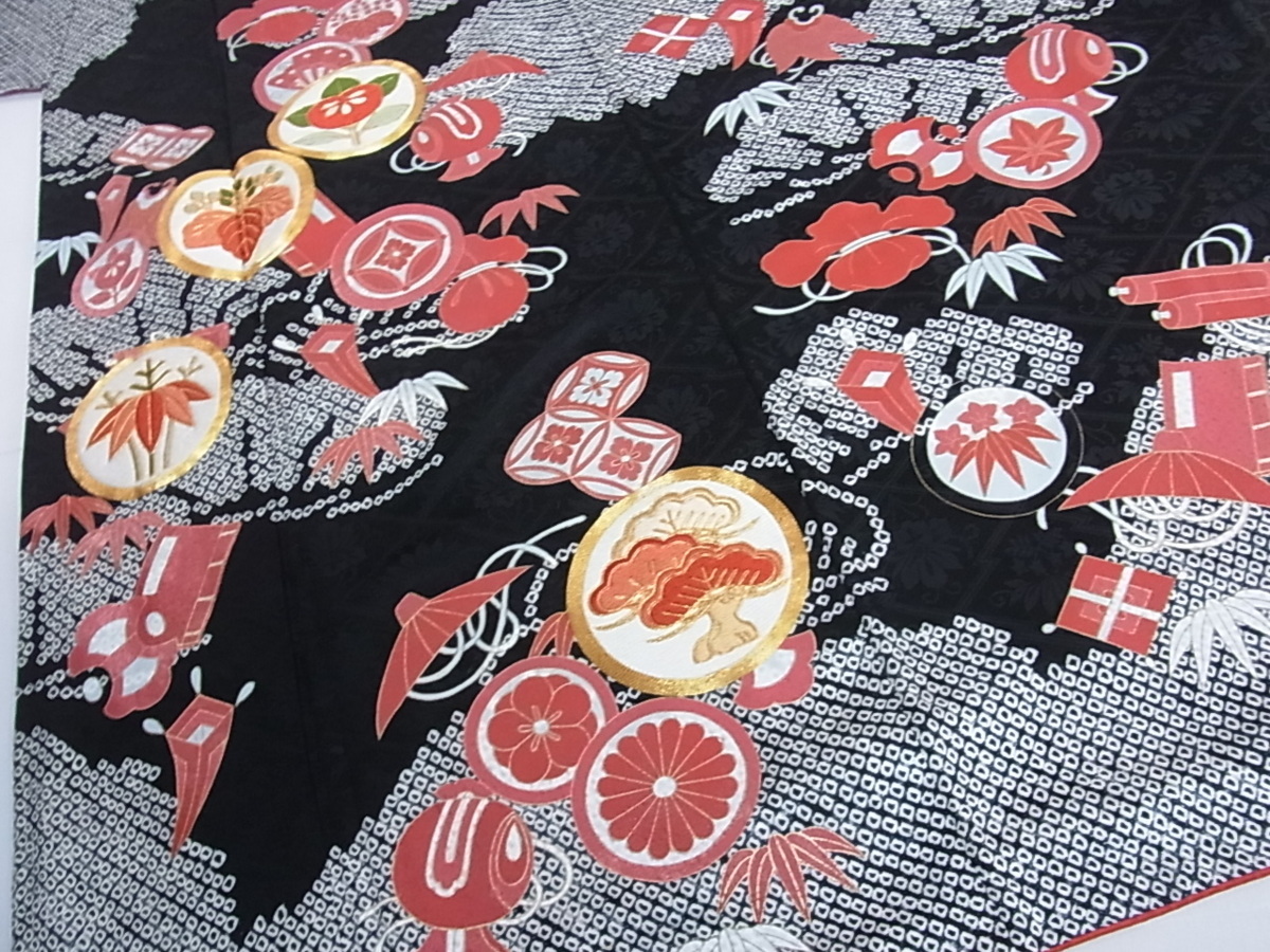 駒刺繍 黒地 絞り 花美人着物□豪華振袖 金彩 逸品 金駒刺繍 花