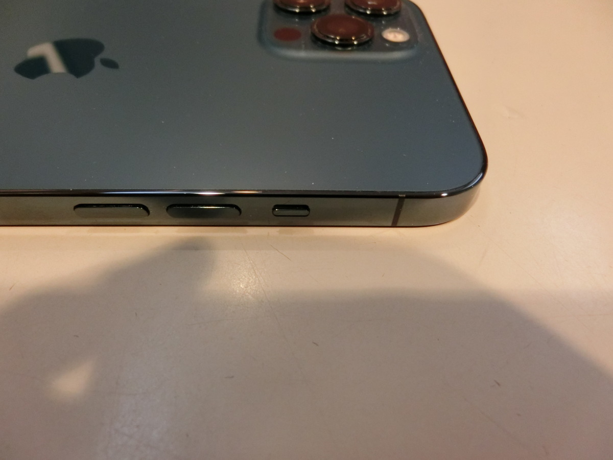 整備済み品 SIMフリー☆Apple iPhone12 Pro Max 256GB ブルー 美品 