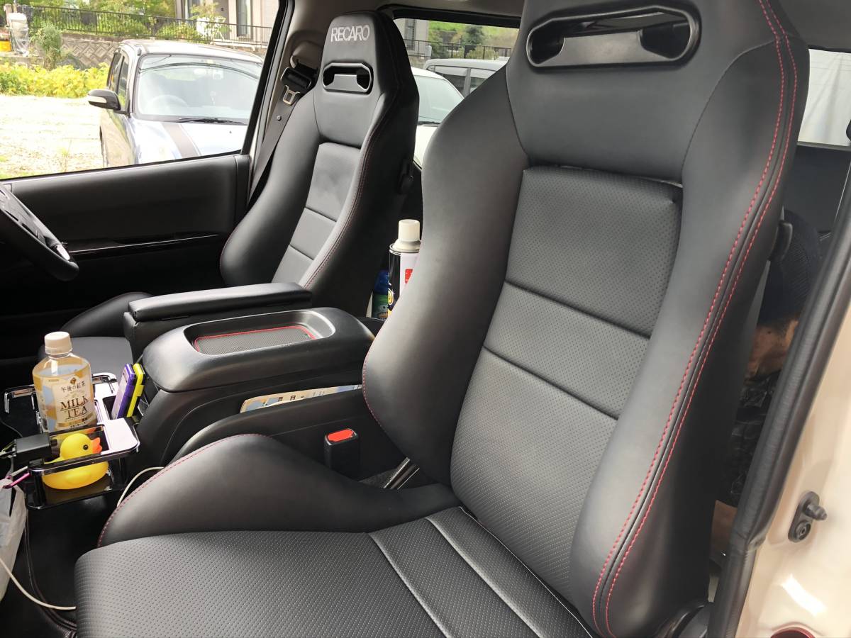 ハイエース200系5型から6型 2.8ディーゼル助手席専用 レカロシート用  