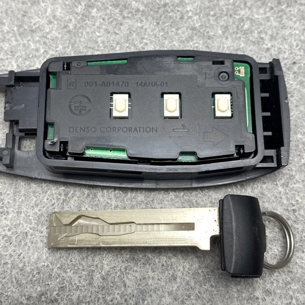 初期化済 スバル純正スマートキー 281451-5801　レヴォーグ レガシィ　BRZ WRX 　再登録　スペア　未登録 新品電池付き！ スマートキー 初期化済スバル純正スマートキー3ボタン基盤番号281451-5801 スバル 最新作，新作 初期 スバル純正スマートキー