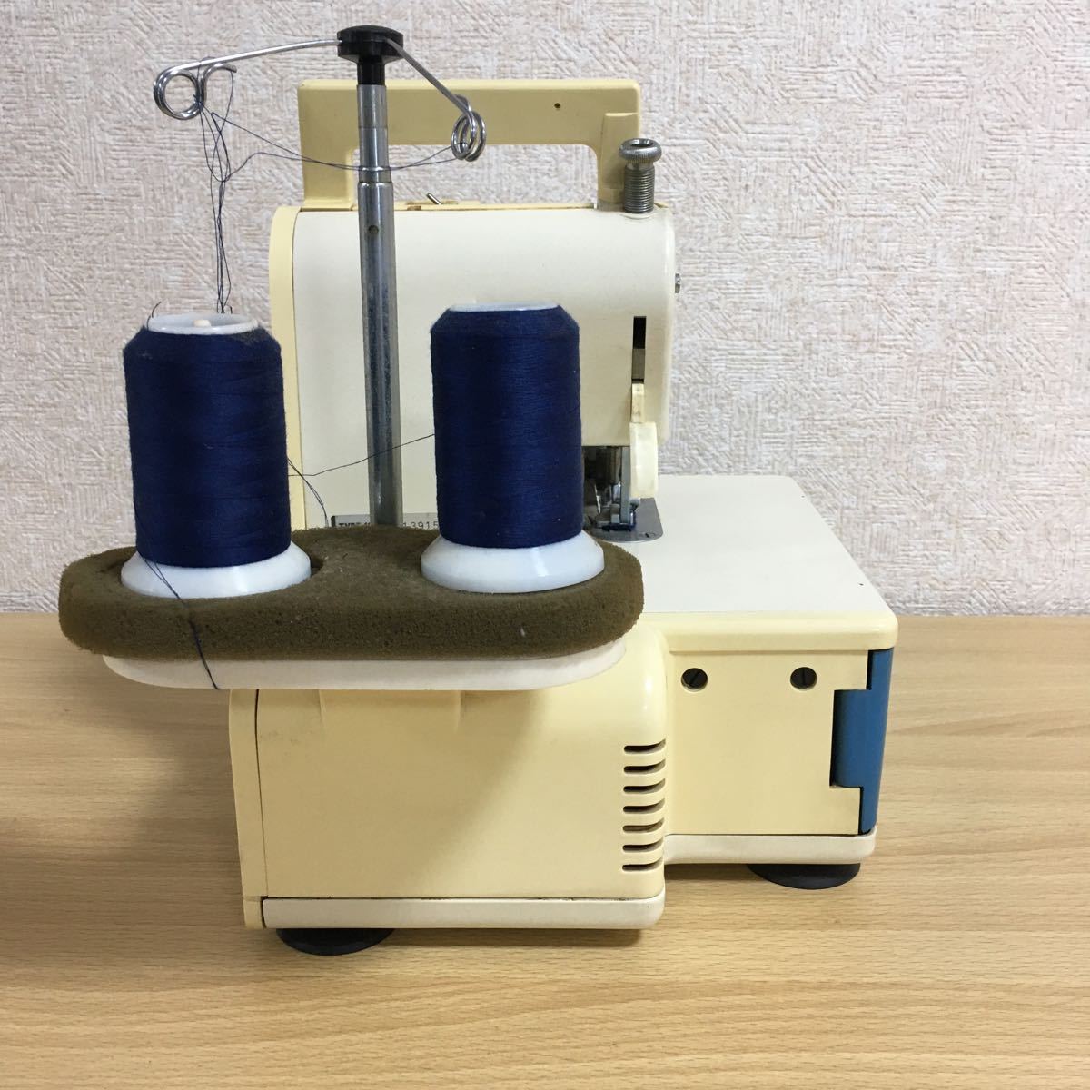 1円スタート JUKI ジューキ 小型ロックミシン MO-102S ジューキミシン 