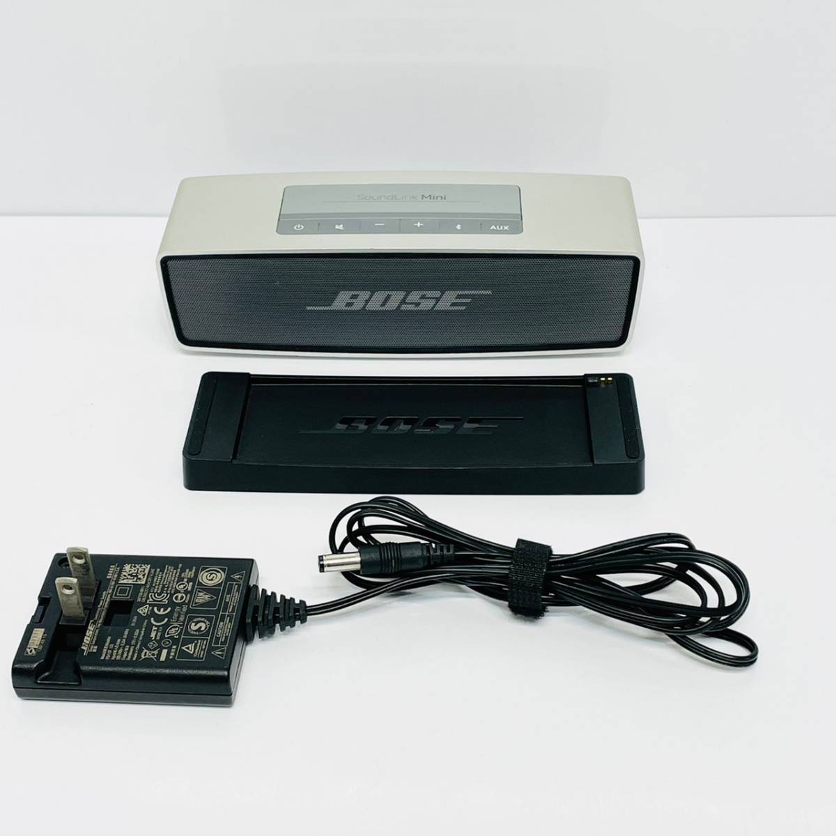 爆買い，新作 ボーズ SoundLink Mini ワイヤレス スピーカー Bose サウンドリンクミニ Bluetooth 小型 重低音 ポータブル 音響機器 S286(スピーカー本体)｜売買されたオークション情報、yahooの商品情報をアーカイブ BOSE